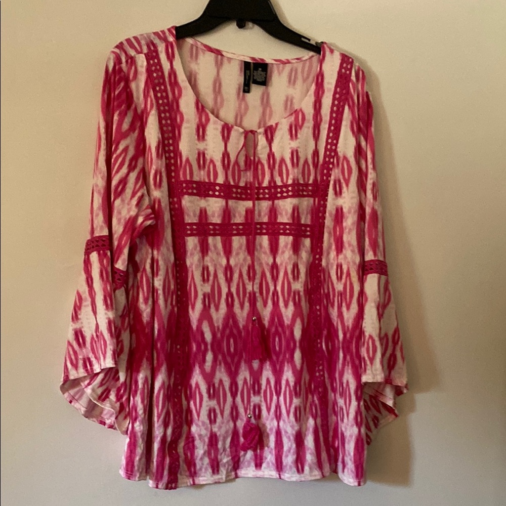 0285 new directions, hot pink white bohemian top size 3X